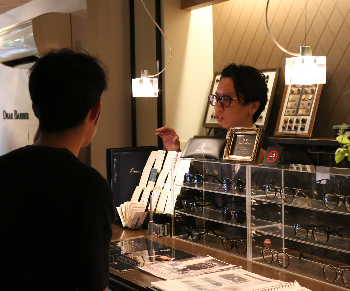 あなたに似合うスタイルの提案。大阪、上本町、北浜、北堀江の散髪屋ディアバーバーのデザイナー山下